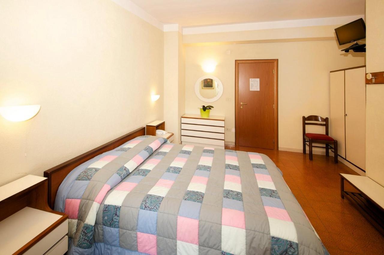 Albergo Ponte Di Nava Ormea Kültér fotó